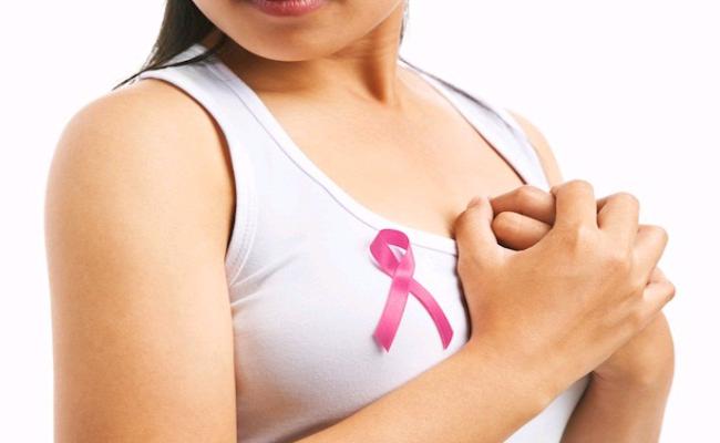 Hvite prikker på brystvorter hos kvinner: Mulige årsaker til utseende